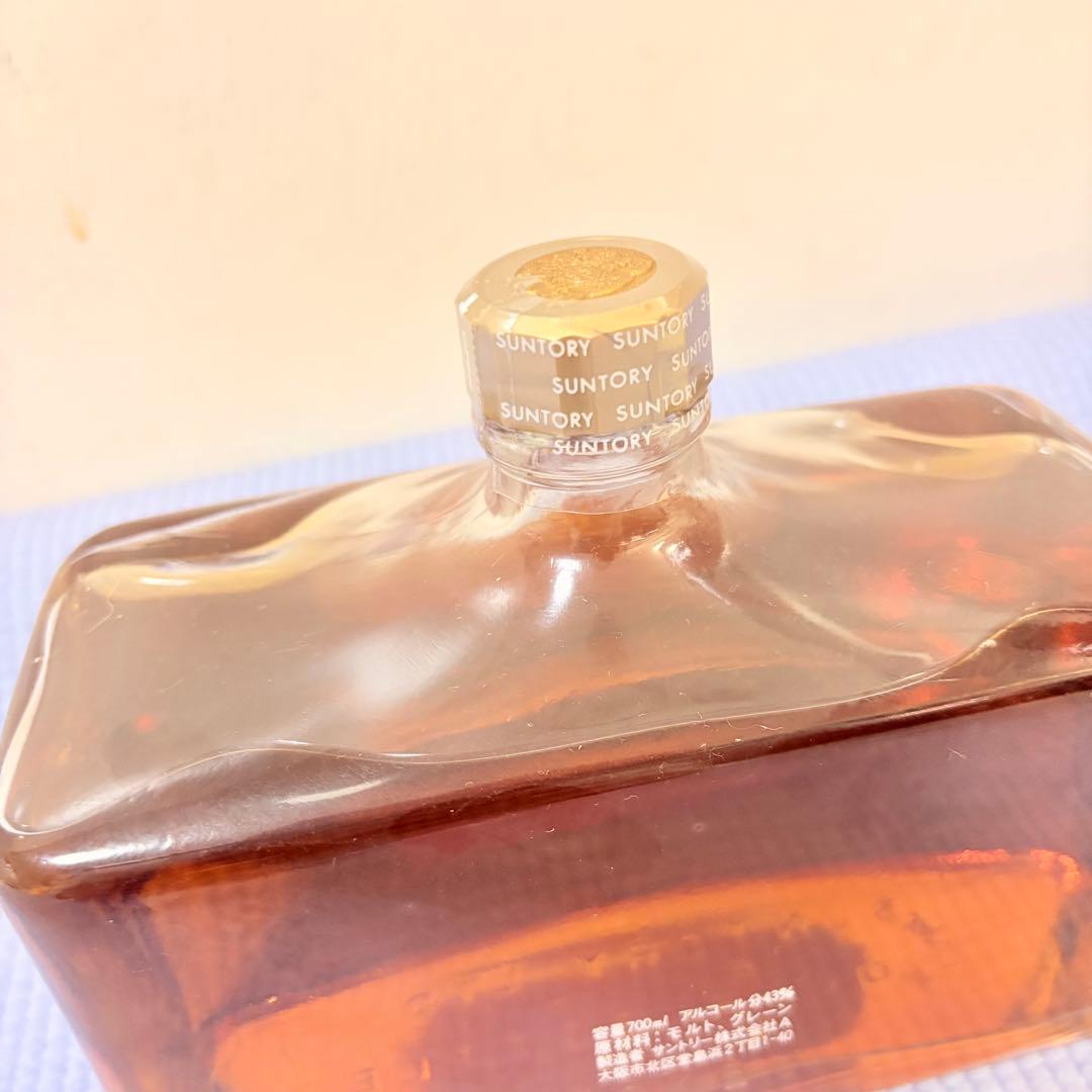 サントリーウイスキー ロイヤル 700ml
