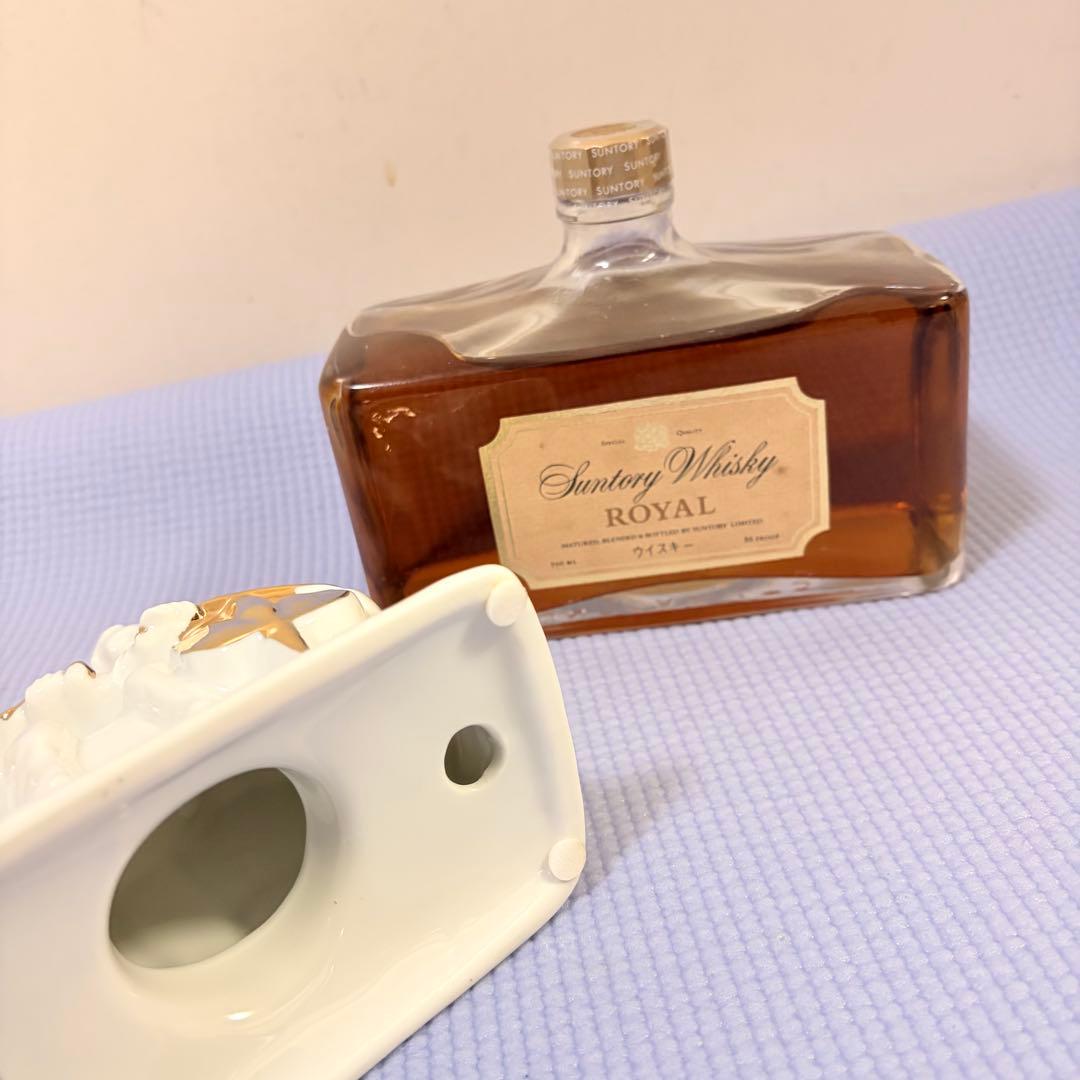 サントリーウイスキー ロイヤル 700ml