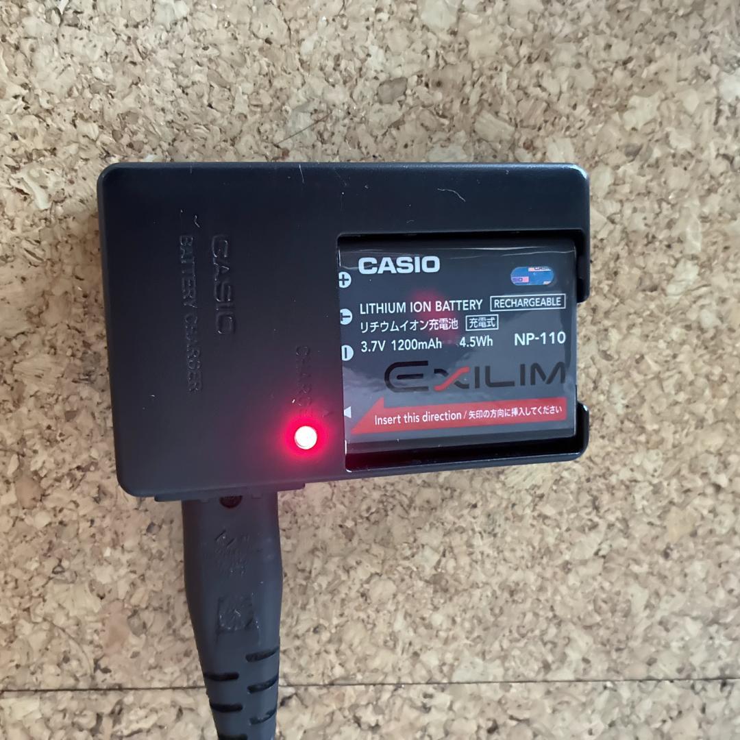 CASIO EXILIM EX-Z2000 コンデジ デジタルカメラ カシオ