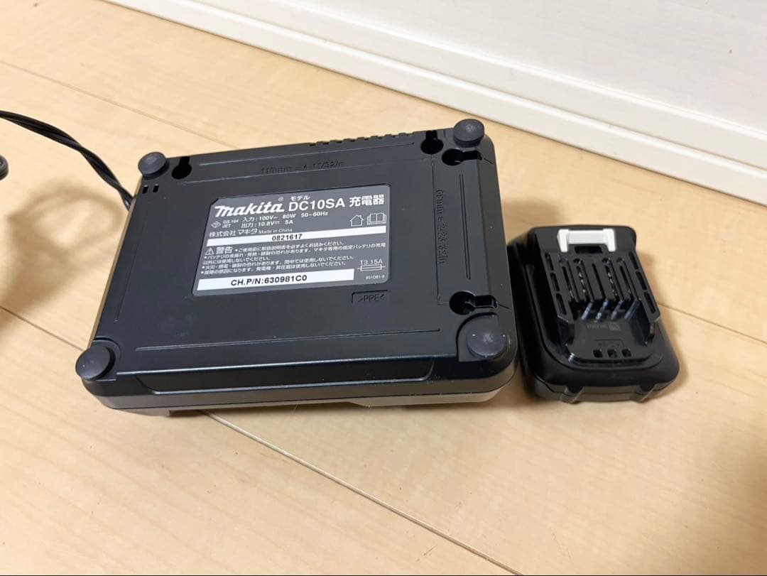 Makita CL107FD スティッククリーナー