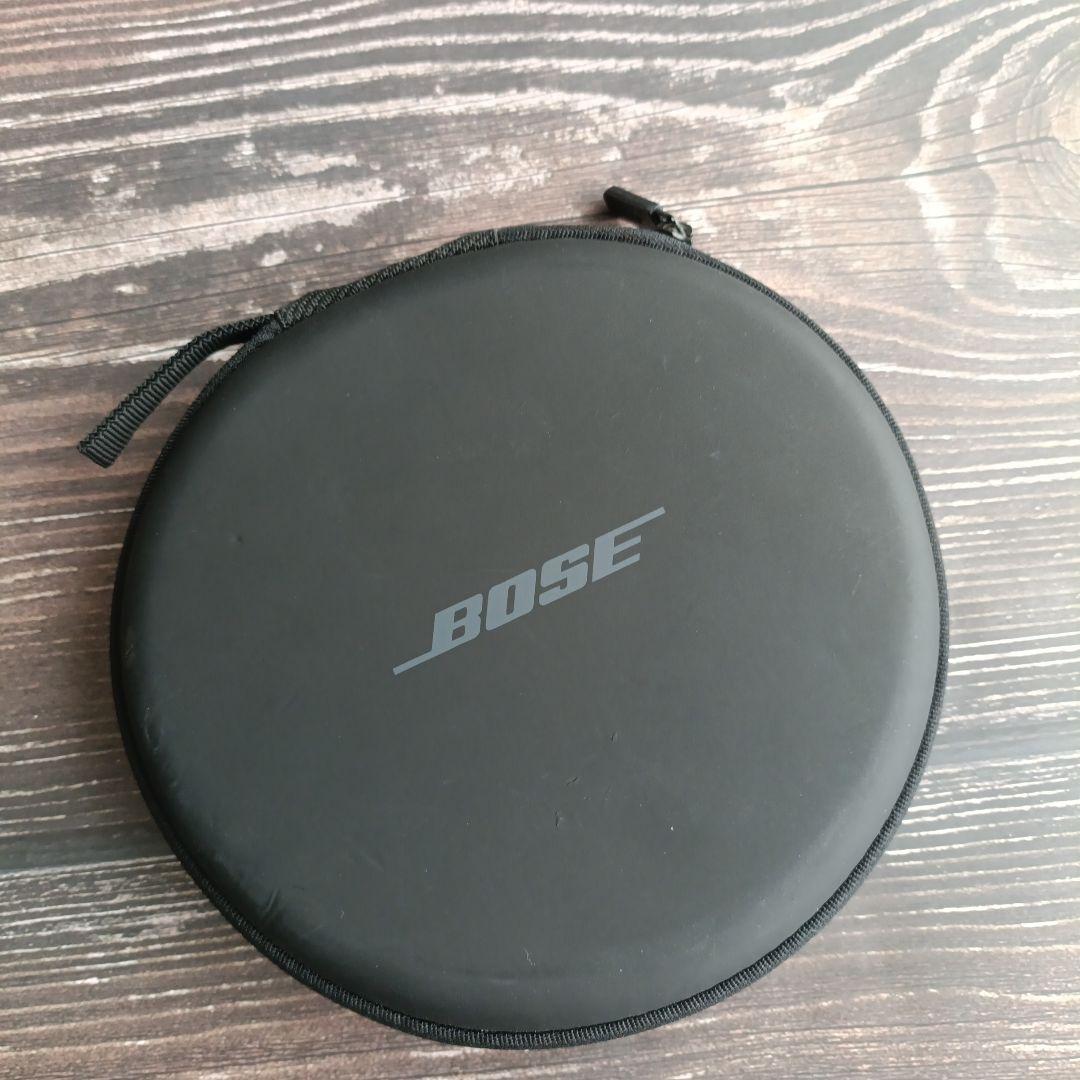 【美品】Bose ネックバンド式ワイヤレスヘッドホン 専用ケース＆充電ケーブル付