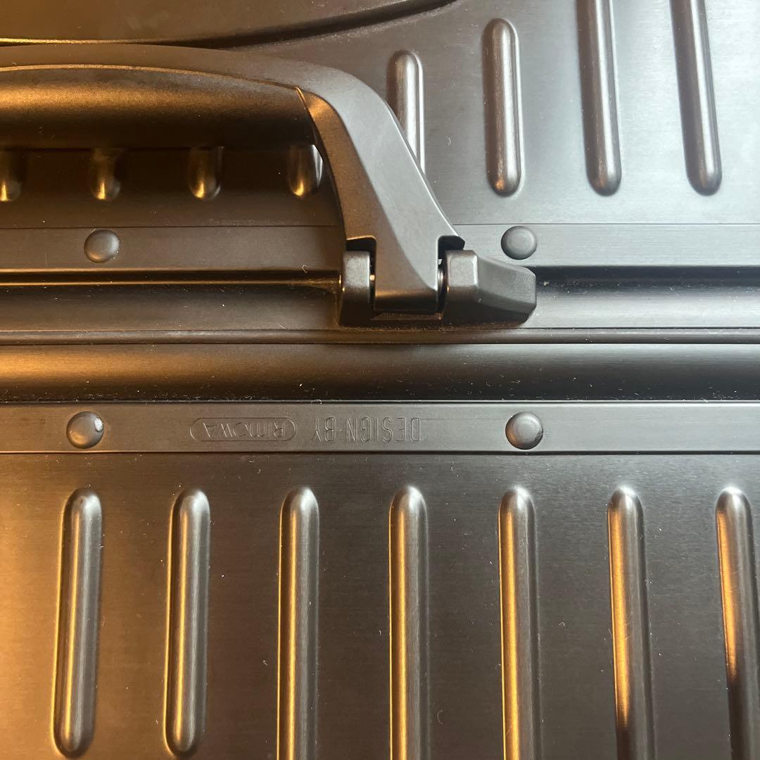 リモワ　スーツケース　トパーズ　85Ｌ