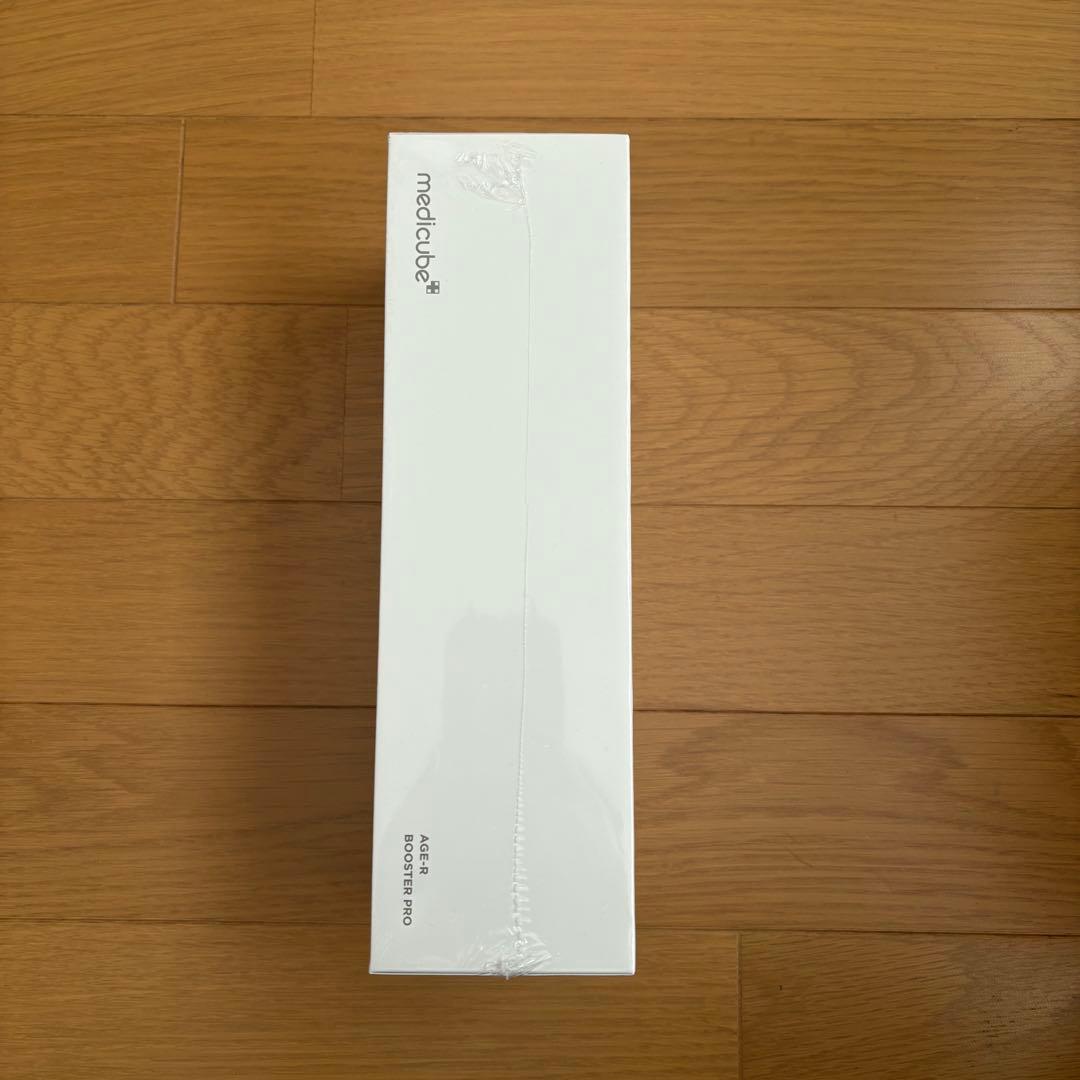 medicube ブースタープロ　美顔器
