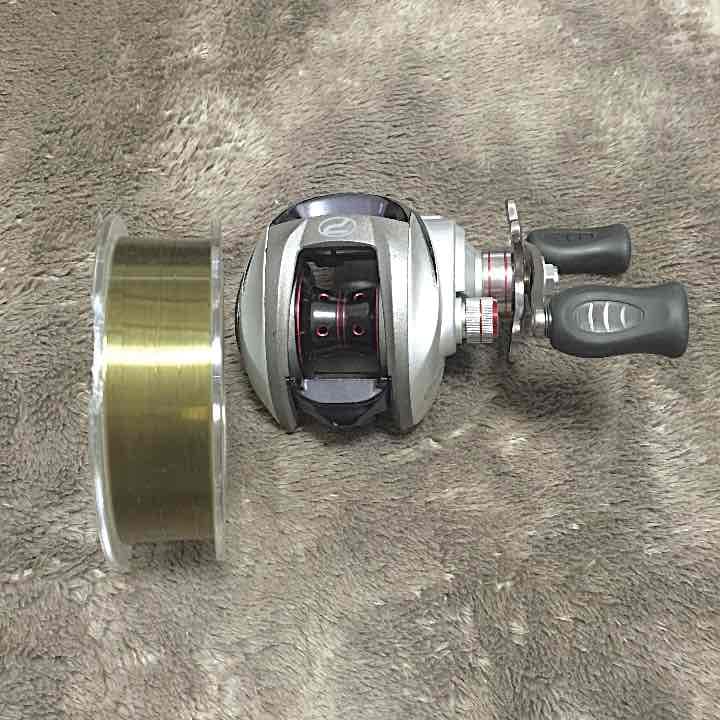 Gear Ratio 7.0:1 釣り リール 糸付き
