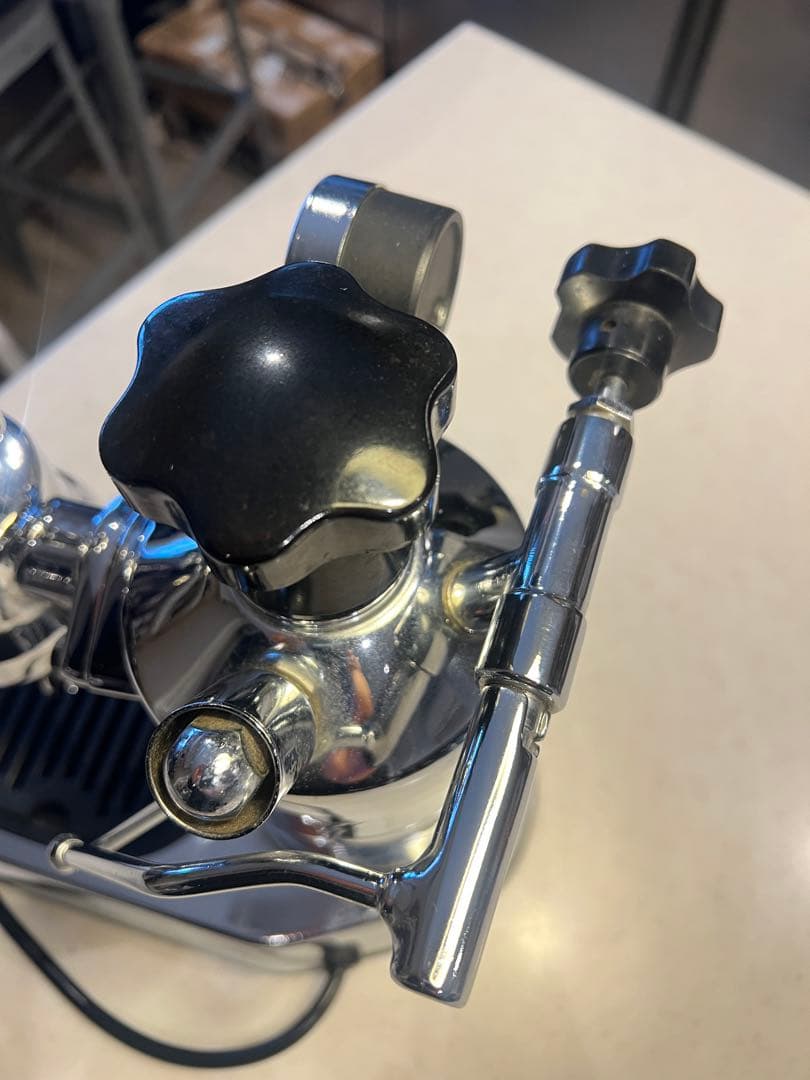 La Pavoni プロフェッショナル、used美品、ホルダー昨年購入、