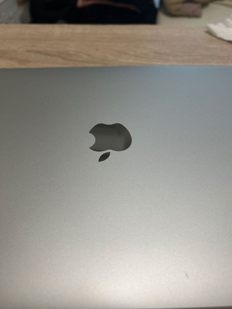 Apple MacBook 充電器付き