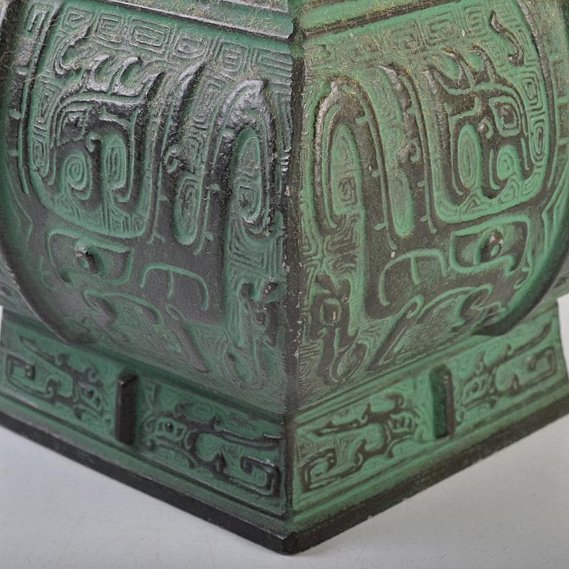 茶道具　金森紹栄造　青銅　饕餮文　四方花器　共箱　C　R9318