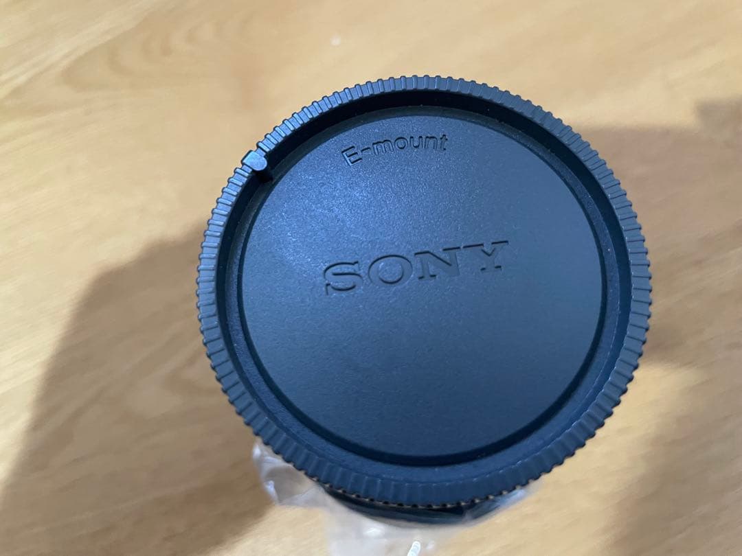 ソニー　E 55-210mm f/4.0-6.3 ズームレンズ　ほぼ新品