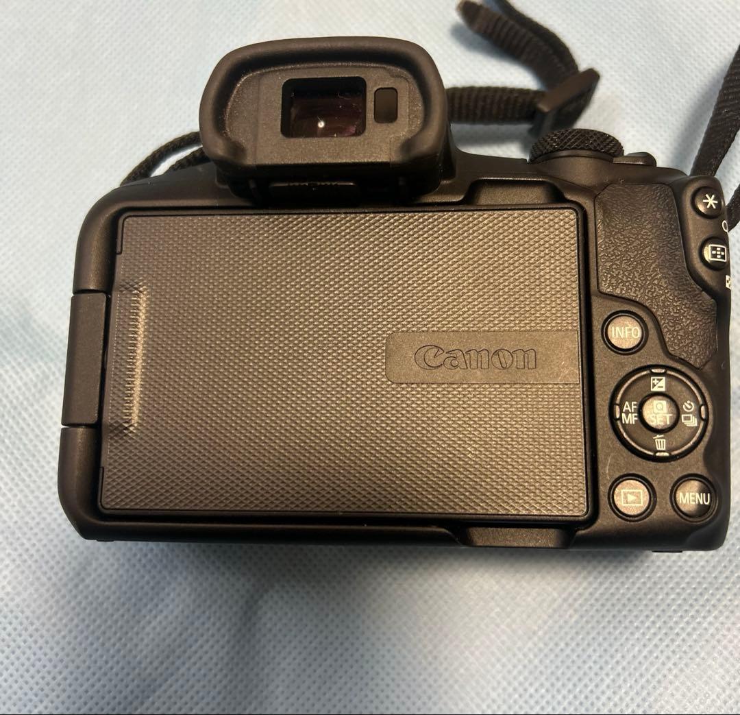 Canon EOS R50ダブルズームキット ミラーレス一眼カメラ ブラック