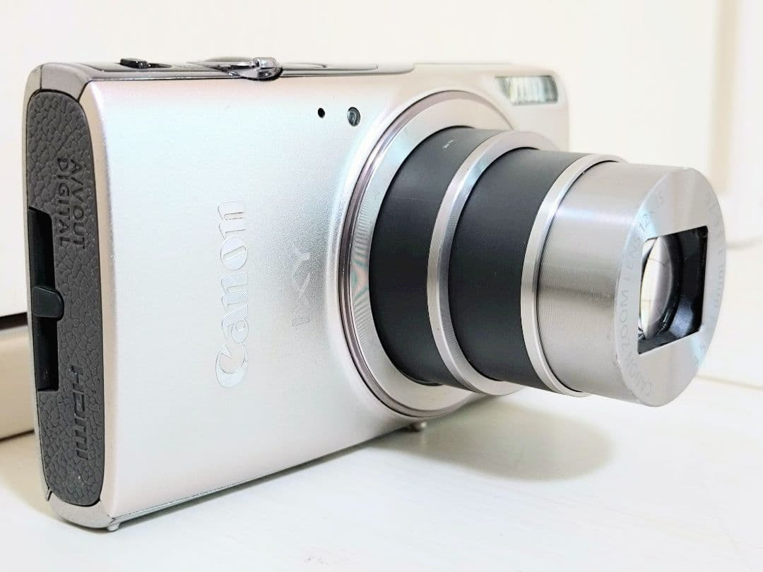 Canon キャノン IXY650 シルバー 充電器付き デジタルカメラ