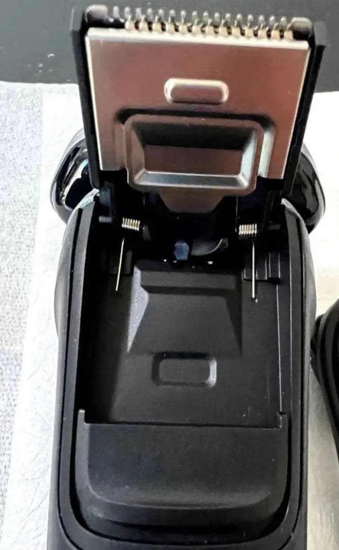 i9000 Prestige 電動シェーバーXP9202/05 展示未使用