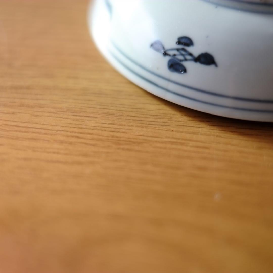 古染付菊文　四寸半皿　(明末–清朝) 策李朝古唐津初期伊万里古美術民藝