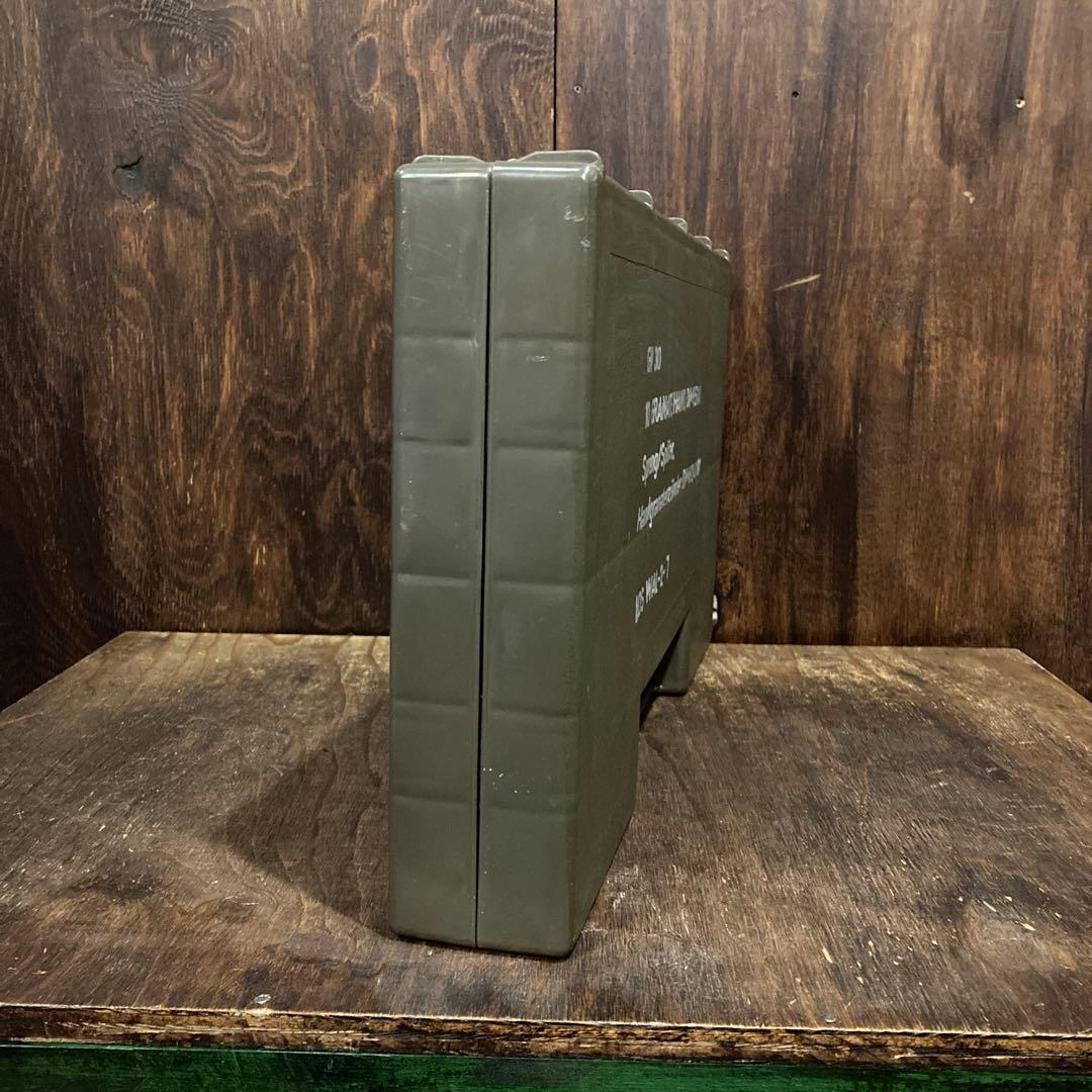 ユーロミリタリー ドイツ軍 グレネードケース 手榴弾ケース ツールケース 軍物