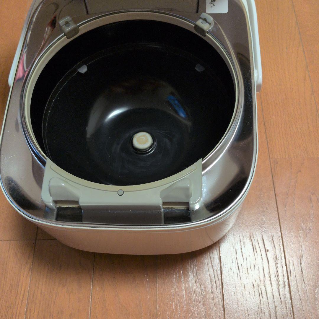 TOSHIBA 炊飯器 RC-10VWG ホワイト