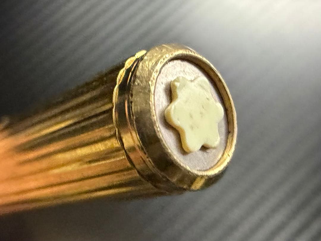 極美品 モンブラン エボナイト芯 ノブレスゴールド F 細字 万年筆