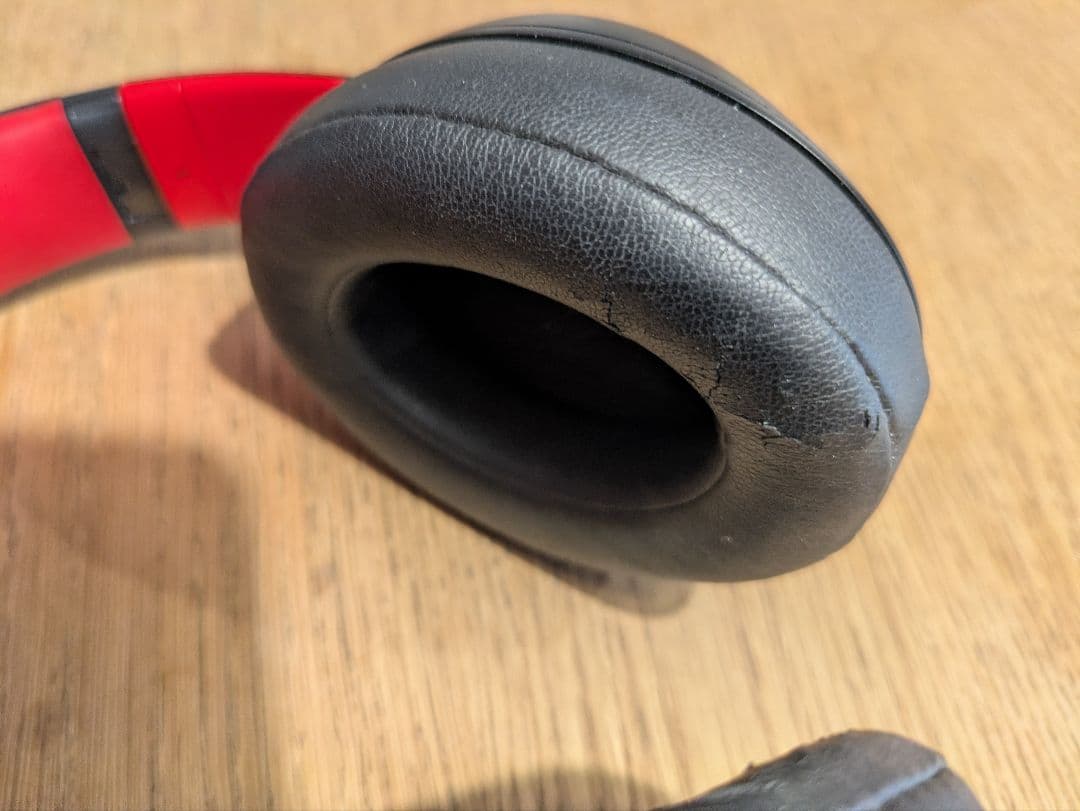 ヘッドホン Beats Studio3 Wireless black-red