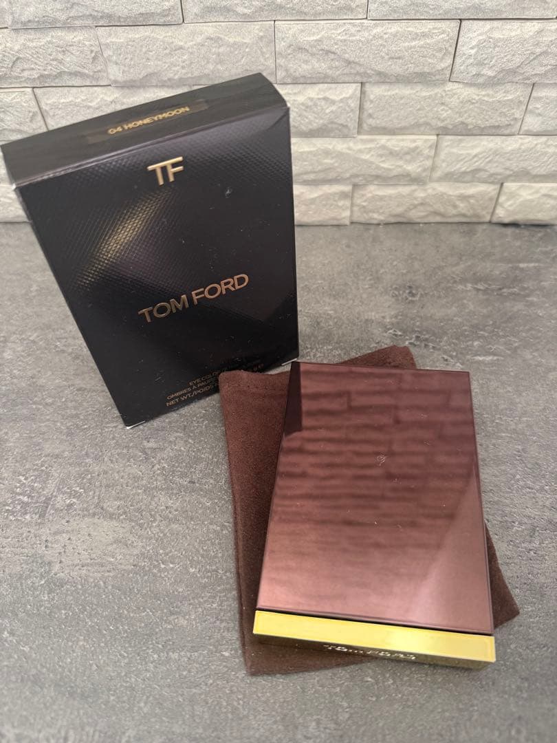 TOM FORD アイシャドウパレット 4A ハネムーン