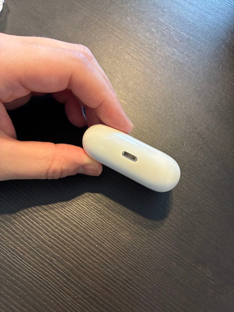 airpods pro 最終値下げ　おまけ　シリコンケース付き