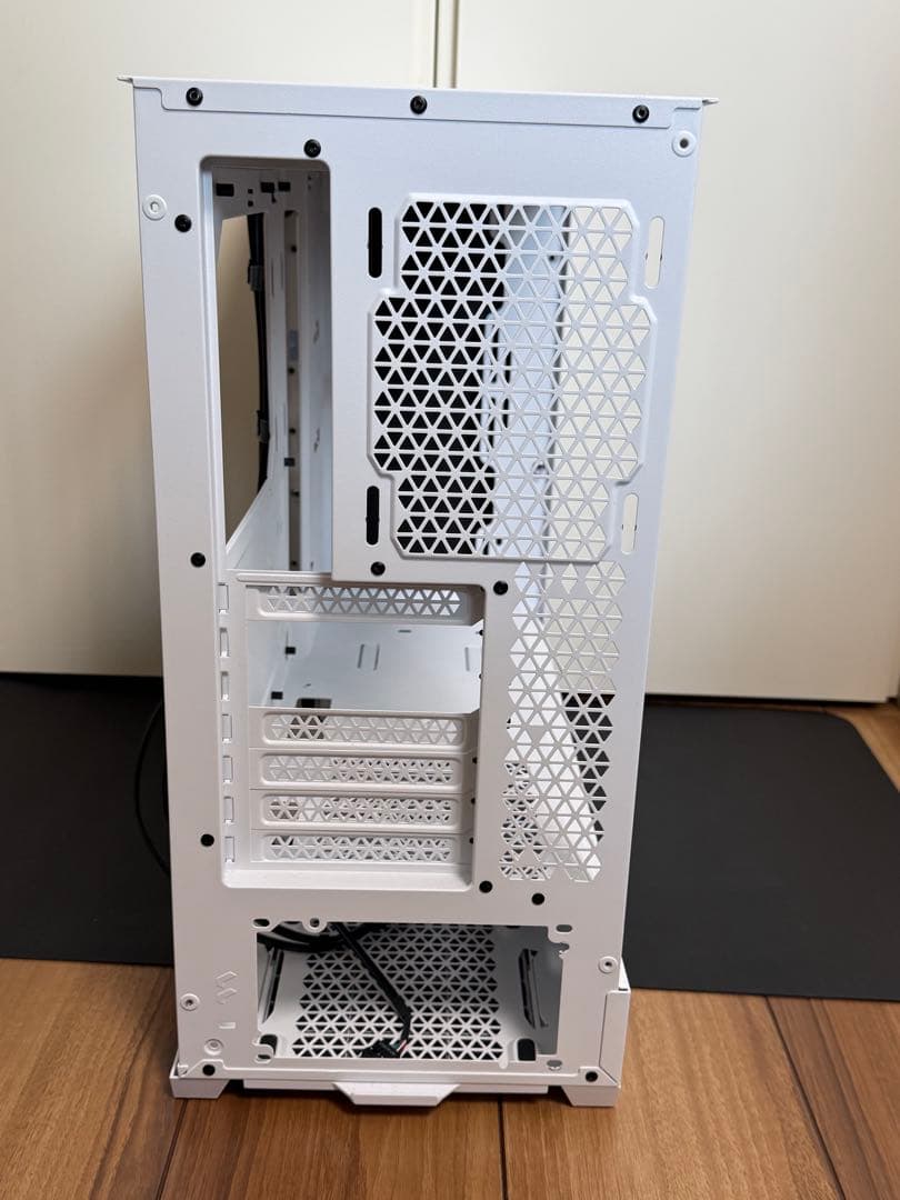 PCケース(自作PC用) Fractal Design Pop Silent White TG