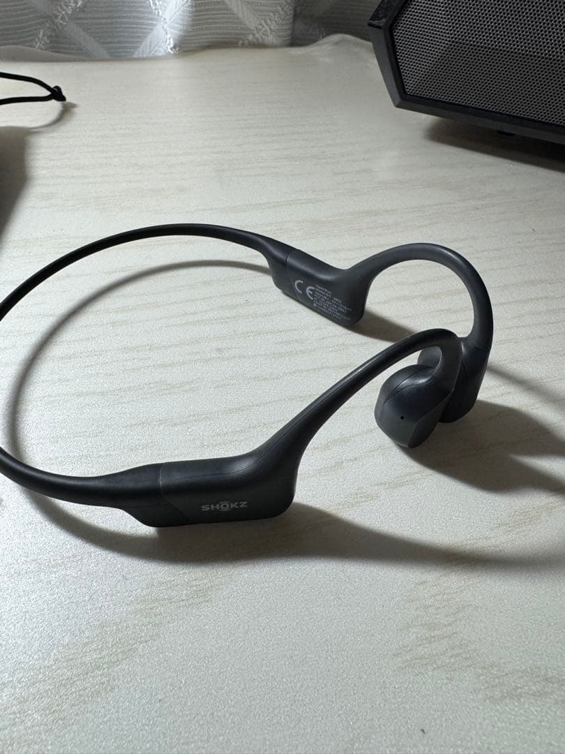 SHOKZ OPENRUN Mini 骨伝導イヤホン