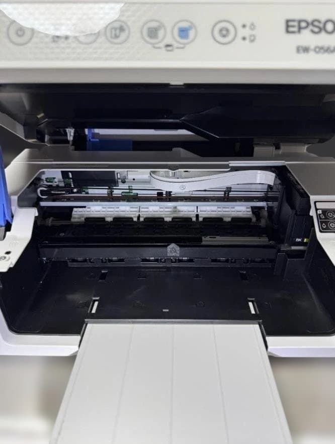 EPSON　EW-056A　(極美中古ほぼ新品並）最終価格変更済