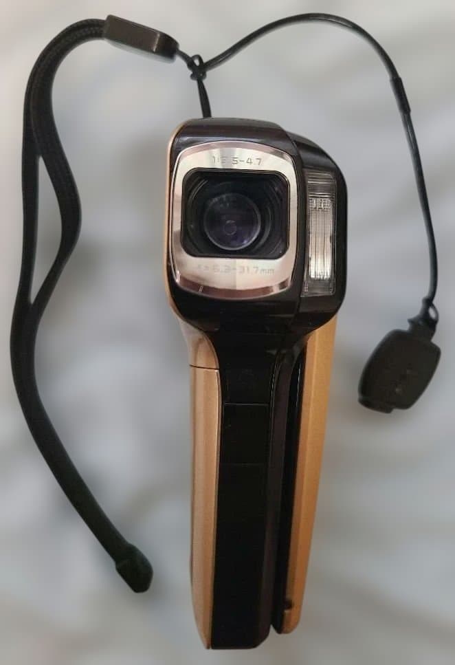 ✨美品✨SANYO Xacti DMX-HD800 ゴールド