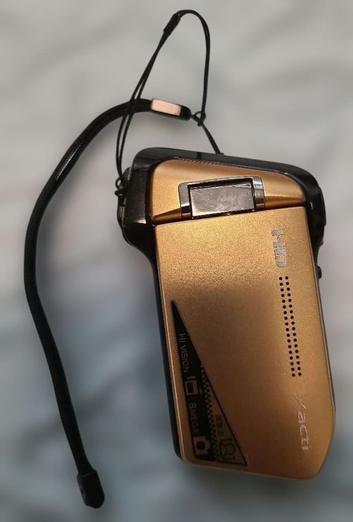 ✨美品✨SANYO Xacti DMX-HD800 ゴールド