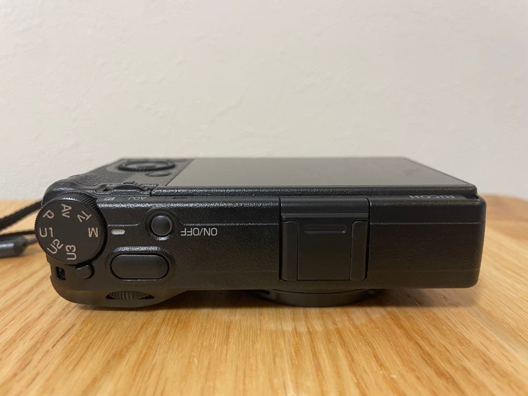 【美品】RICOH GR III シャッター数3637回 付属品完備
