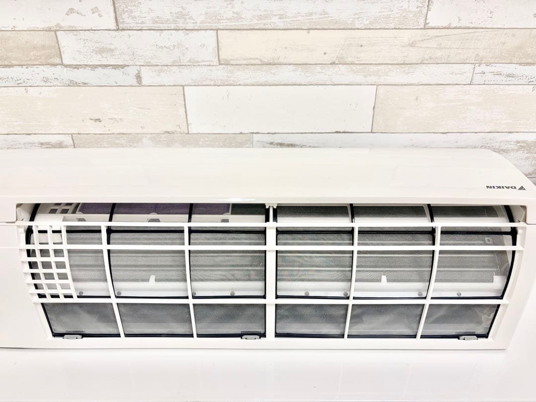 送料込みDAIKIN ルームエアコン F22ZTES-W 2022年製 ①室内機