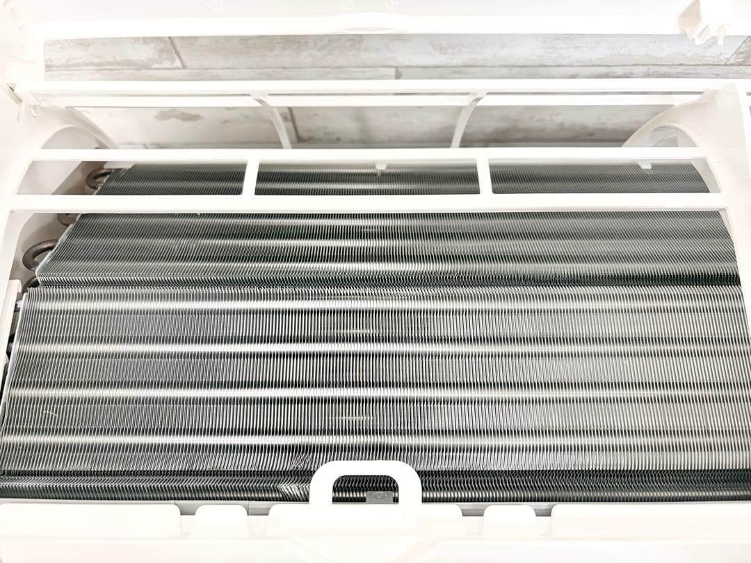 送料込みDAIKIN ルームエアコン F22ZTES-W 2022年製 ①室内機