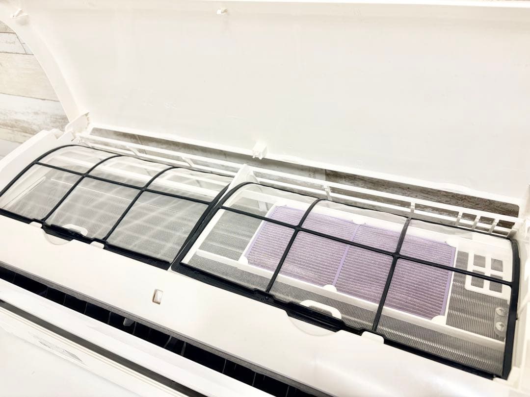 送料込みDAIKIN ルームエアコン F22ZTES-W 2022年製 ①室内機