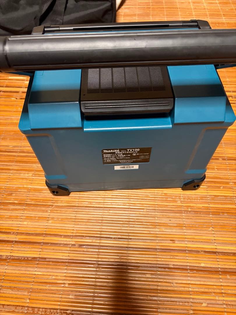 お値下げ中❗️屋外使用なしの美品　Makita TV100等