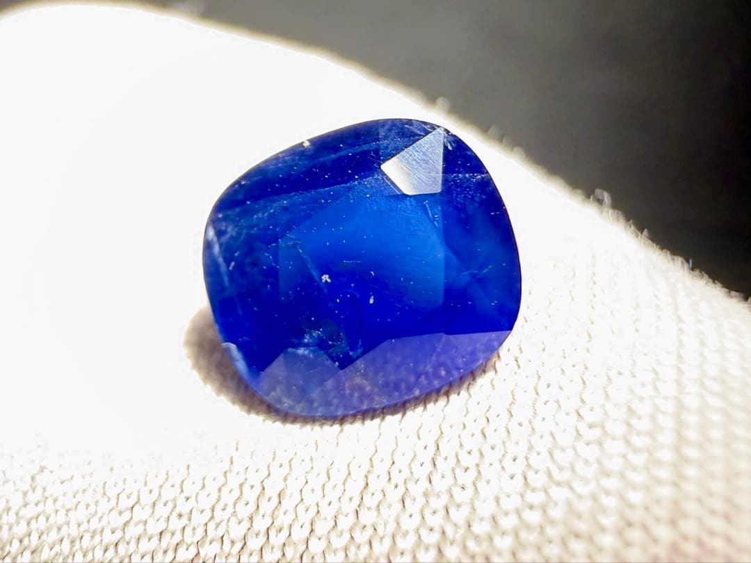 【ビルマ産】非加熱コーンフラワーブルーサファイア　GIA鑑 1.46ct
