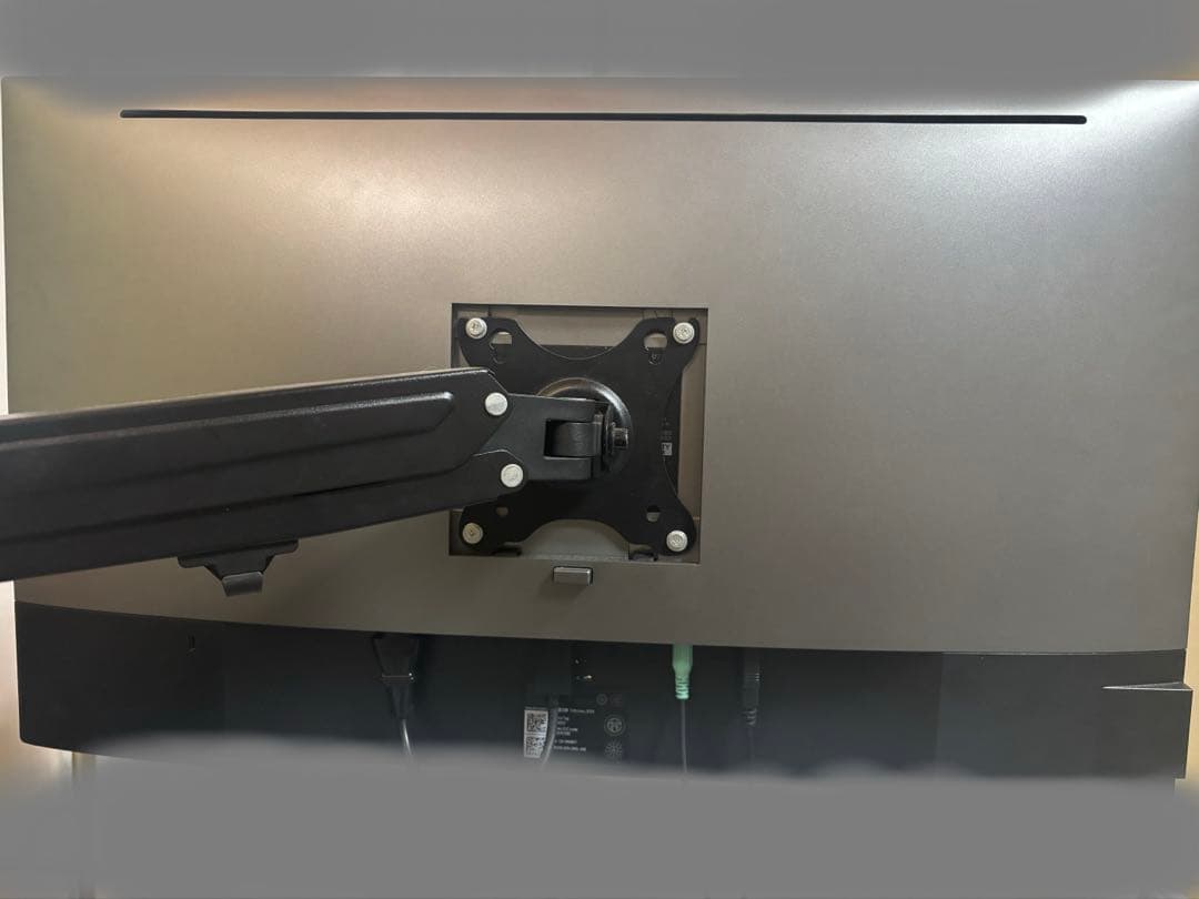DELL U2718Q 27インチ 4Kモニター　にしくんにさん専用