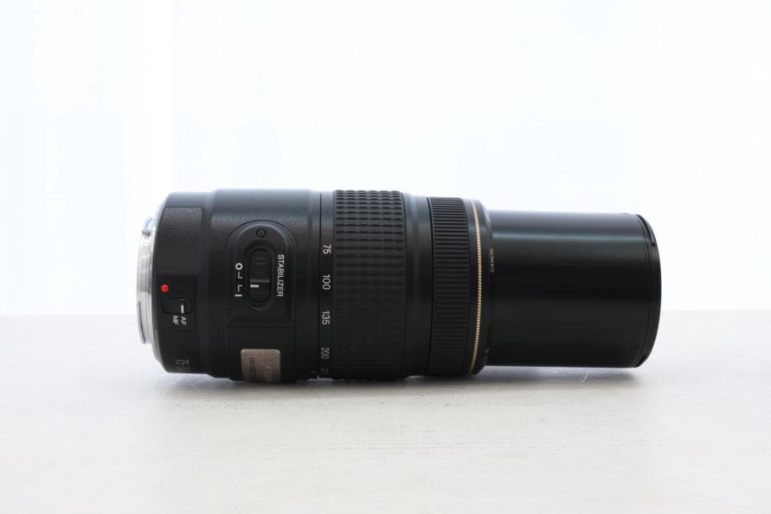 Canon EF 75-300mm f/4-5.6 III レンズ
