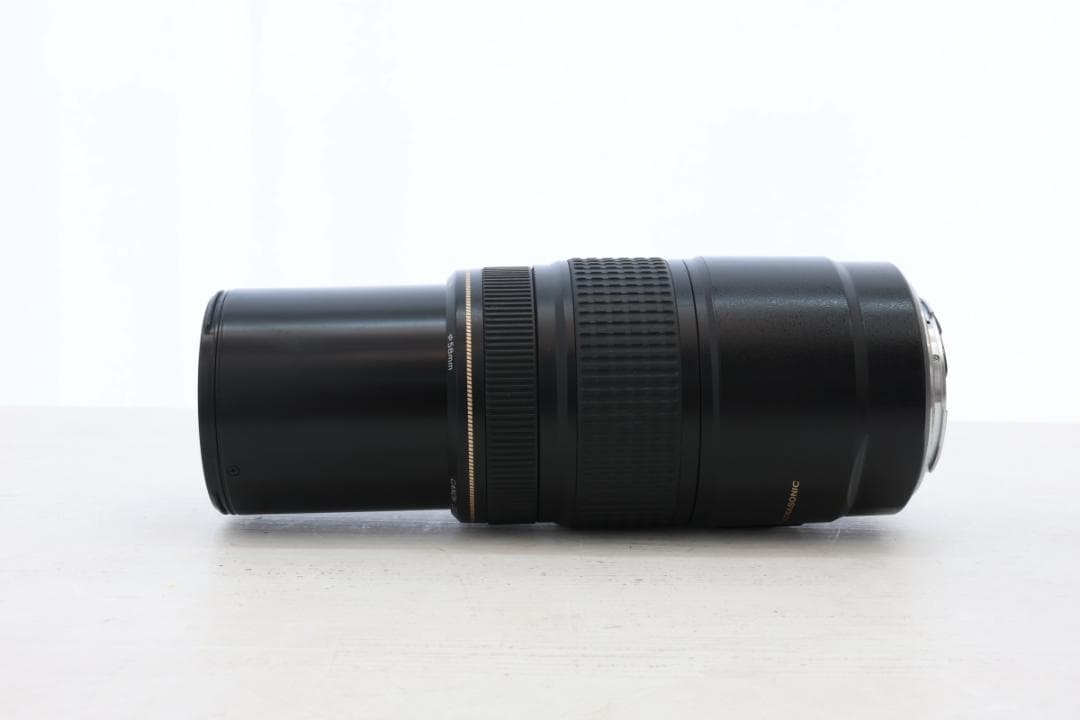Canon EF 75-300mm f/4-5.6 III レンズ