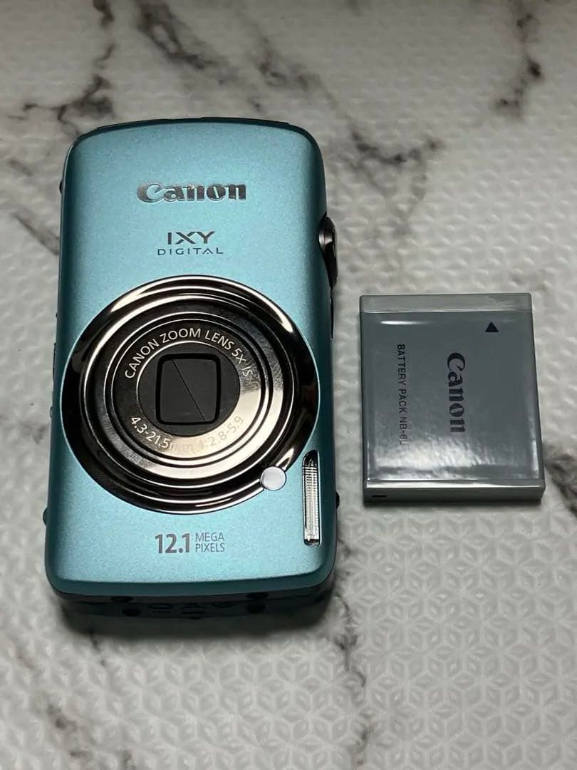 ★Canon コンパクトデジタルカメラ[IXY DIGITAL 930 IS]。
