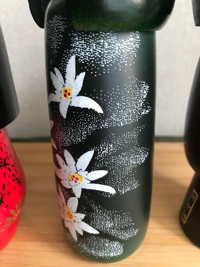 伝統的な木製こけし人形3体セット