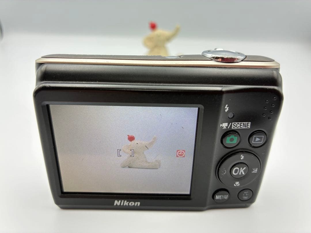 Nikon COOLPIX L21 単三電池　シルバー　コンデジ　動作品