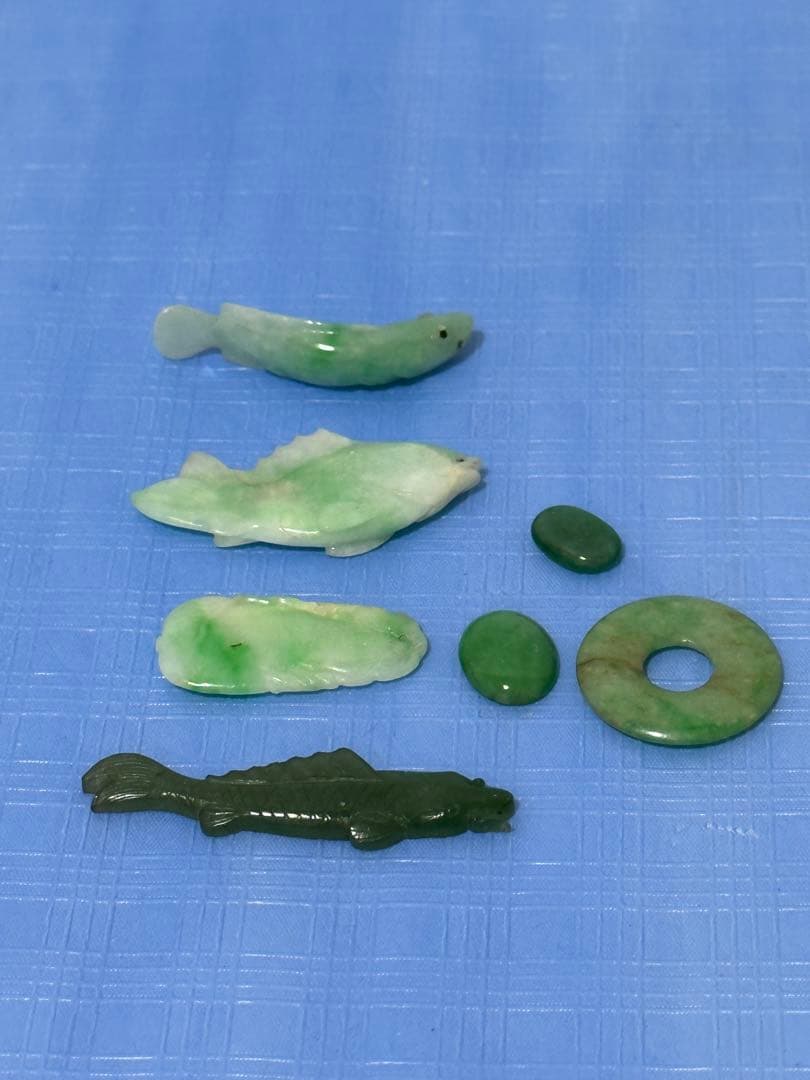 翡翠 魚彫刻 6点