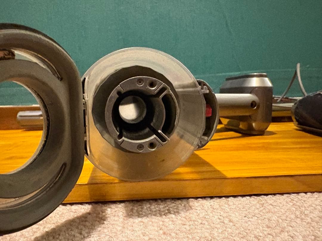 p*y様 Dyson スティッククリーナー 本体 紫