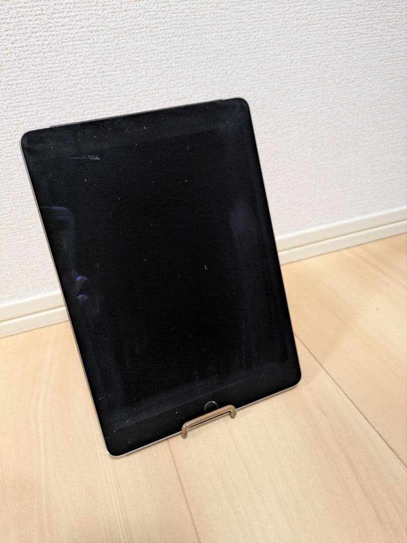 【値引中】Apple iPadAir2 グレー 本体