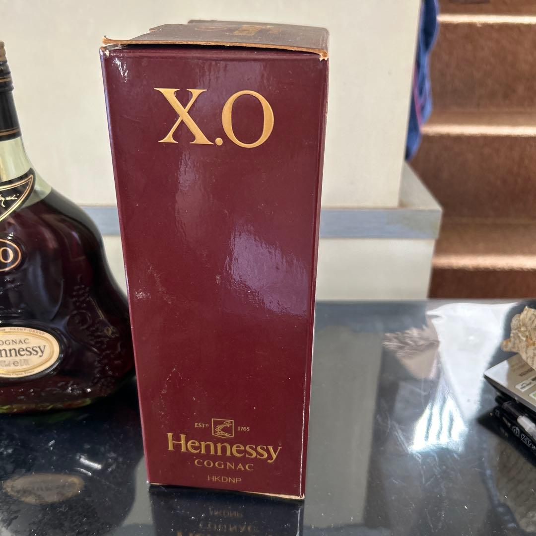 Hennessy X.O. コニャック 0.7L(多分) 箱入り
