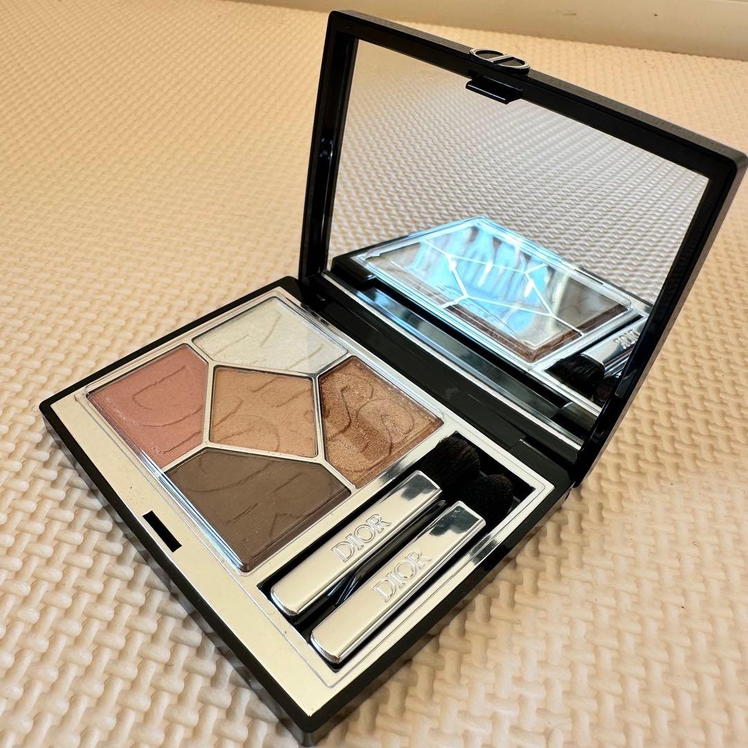 Dior ディオールショウ サンク クルール 664 ワイルド ベージュ