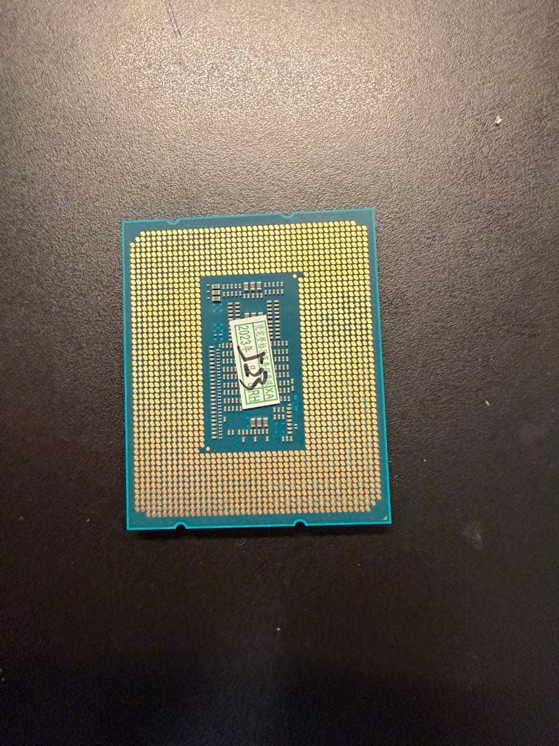 CPU Intel Core i7-13700KF 動作確認済