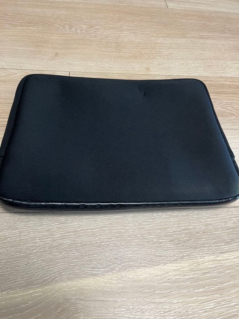 MARC JACOBS PCケース 黒 13インチ ノートPC タブレットケース