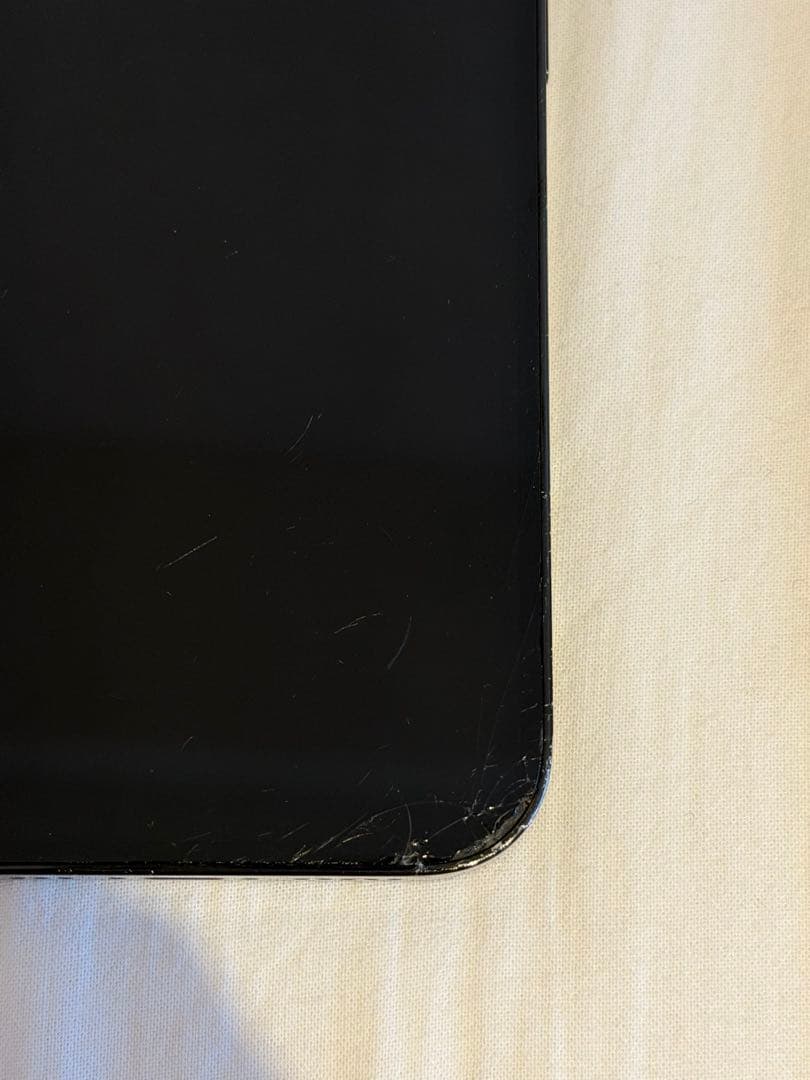 iPhone 14pro スペースブラック　キズあり