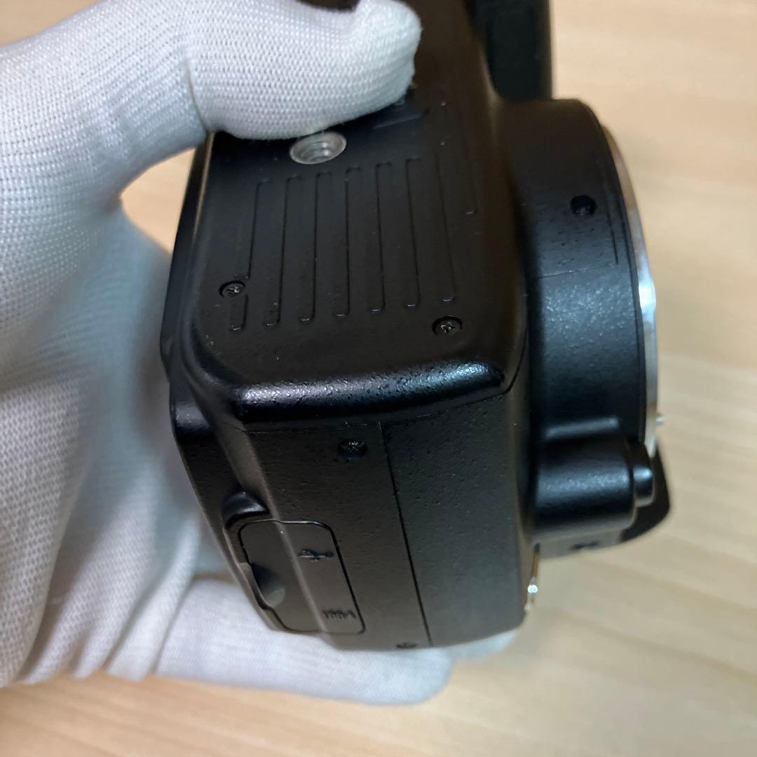 Nikon D60 （シャッターカウント 2271 ）デジタルカメラ　美品