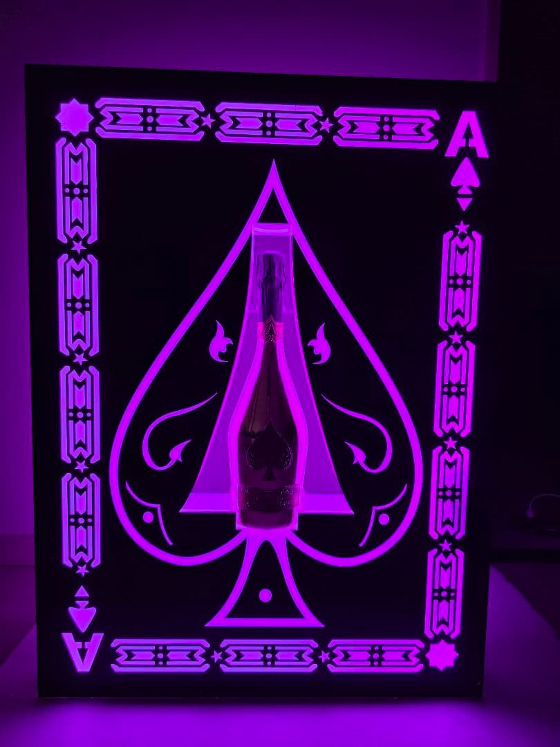 貴重 アルマンド ディスプレイ台 LEDライト シャンパン アタッシュケース