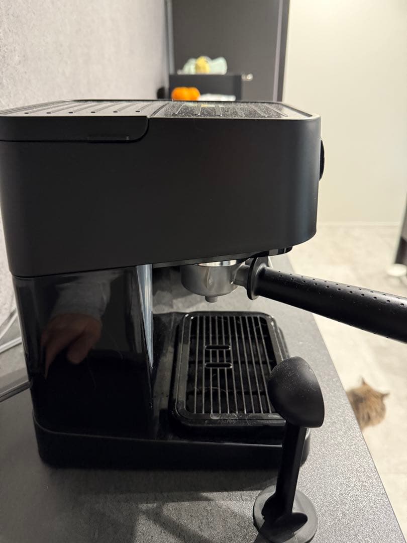 De'Longhi エスプレッソマシン ブラック
